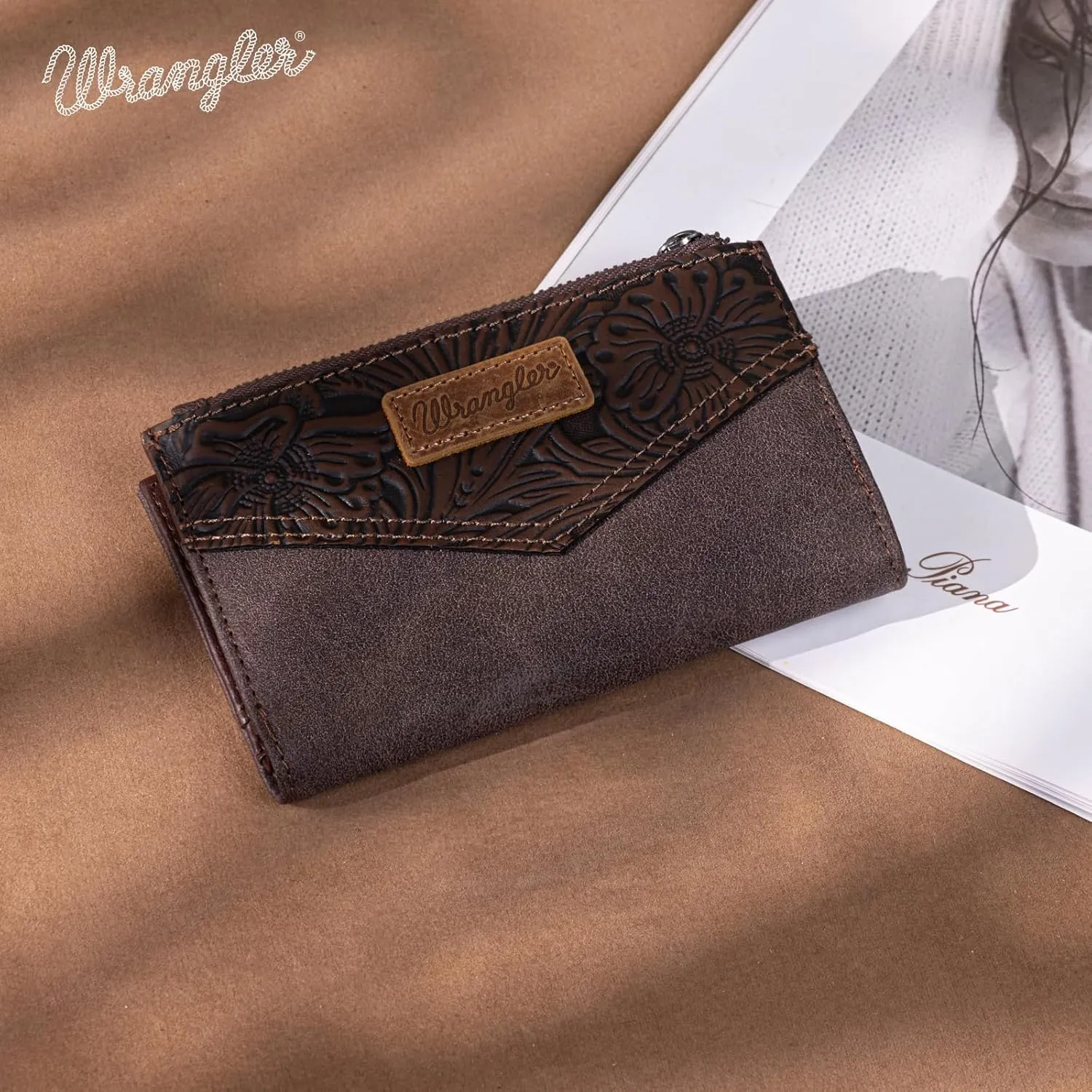 × Wrangler Small Wallet for Women Designer Bifold Wallet Embossed Women'S Wallets, Card Cases & Money Organizers, Coffee