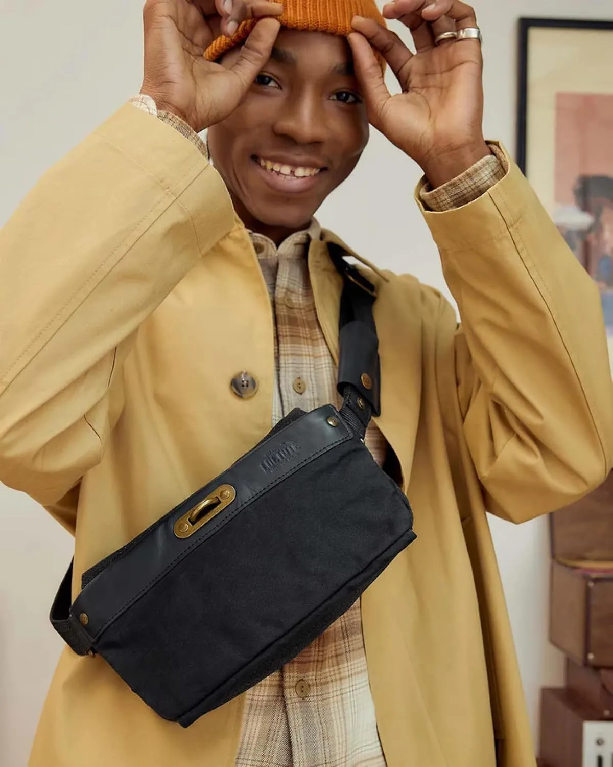 Anti Theft Crossbody Bag | Slash Resistant, RFID Blocking and Waterproof Mini Crossbody Bag