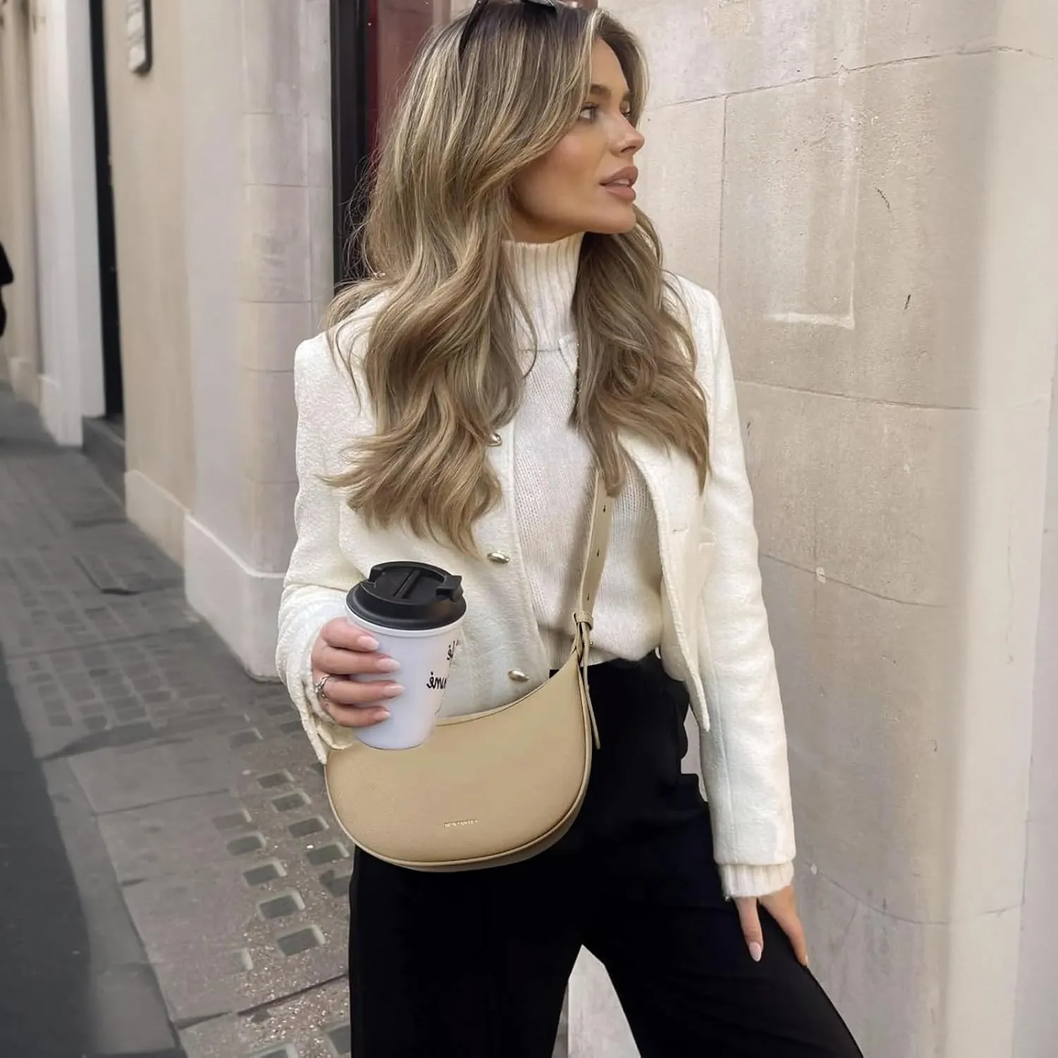 BOSTANTEN Crescent Shoulder Bag for Women Trendy Crossbody Hobo Purse Vegan Leather Clutch Handbag Adjustable Strap
