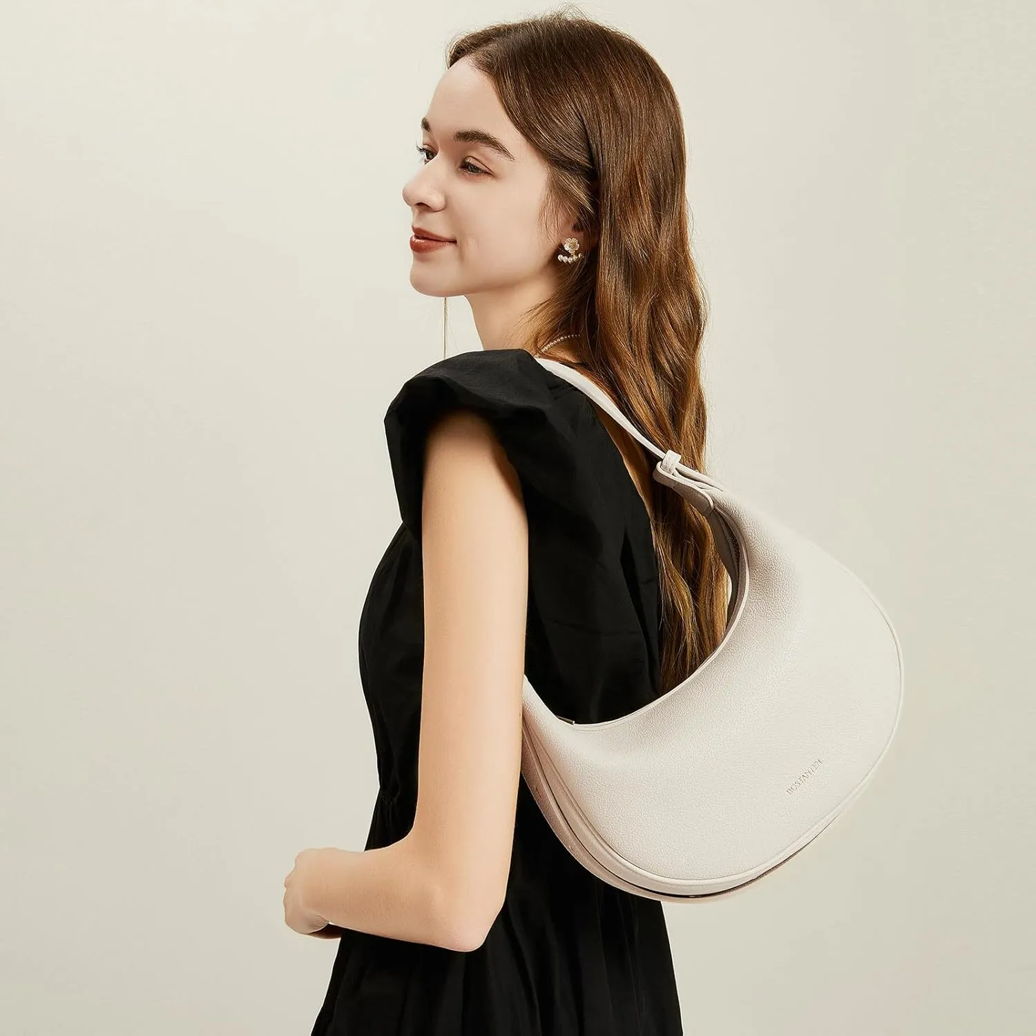 BOSTANTEN Crescent Shoulder Bag for Women Trendy Crossbody Hobo Purse Vegan Leather Clutch Handbag Adjustable Strap