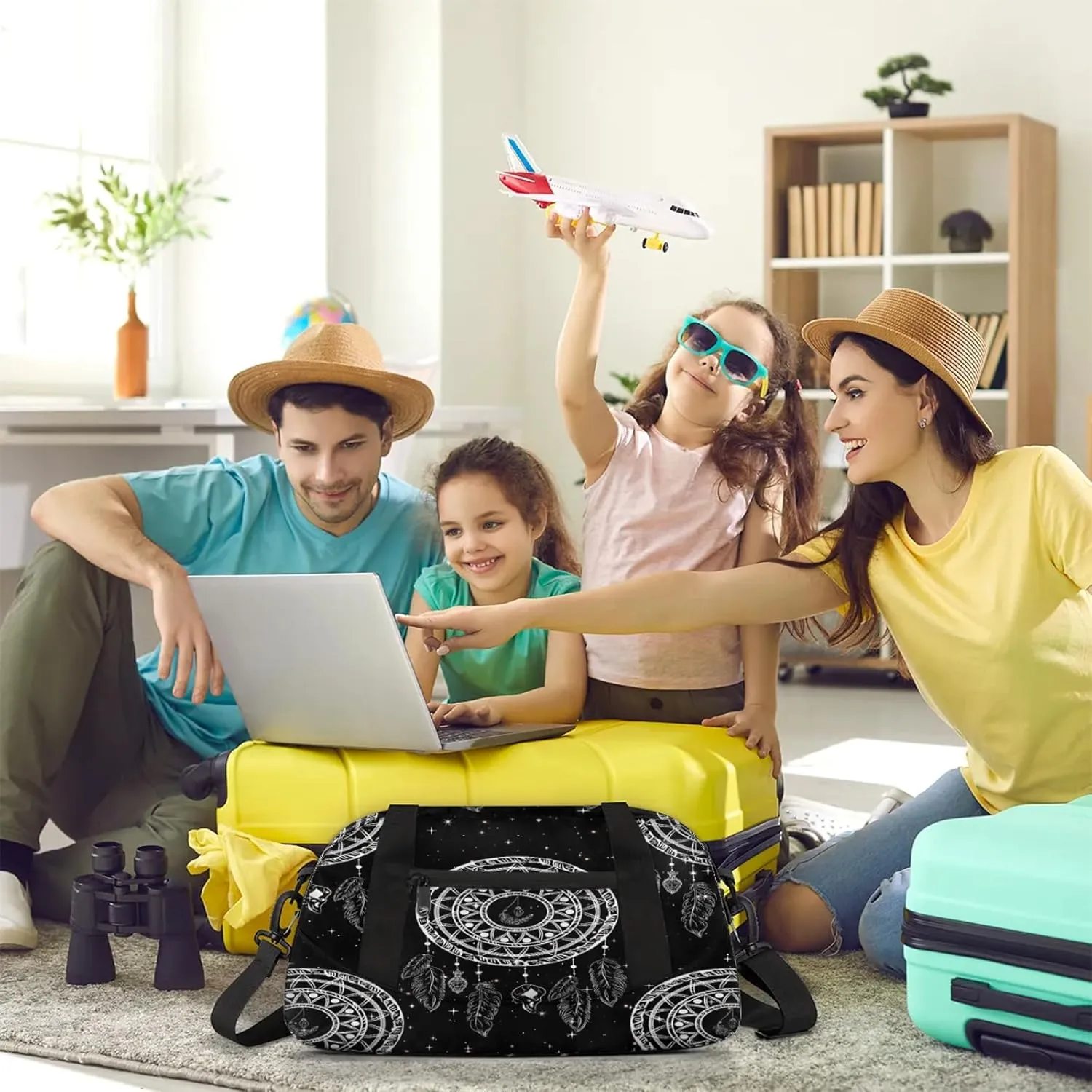 Dream Catcher Pattern Kids Duffel Bag Lightweight Waterproof Sports Gym Bag with Front Zipper Pocket Foldable Weekender Overnight Bag for School Practice Gymnastic Ballet