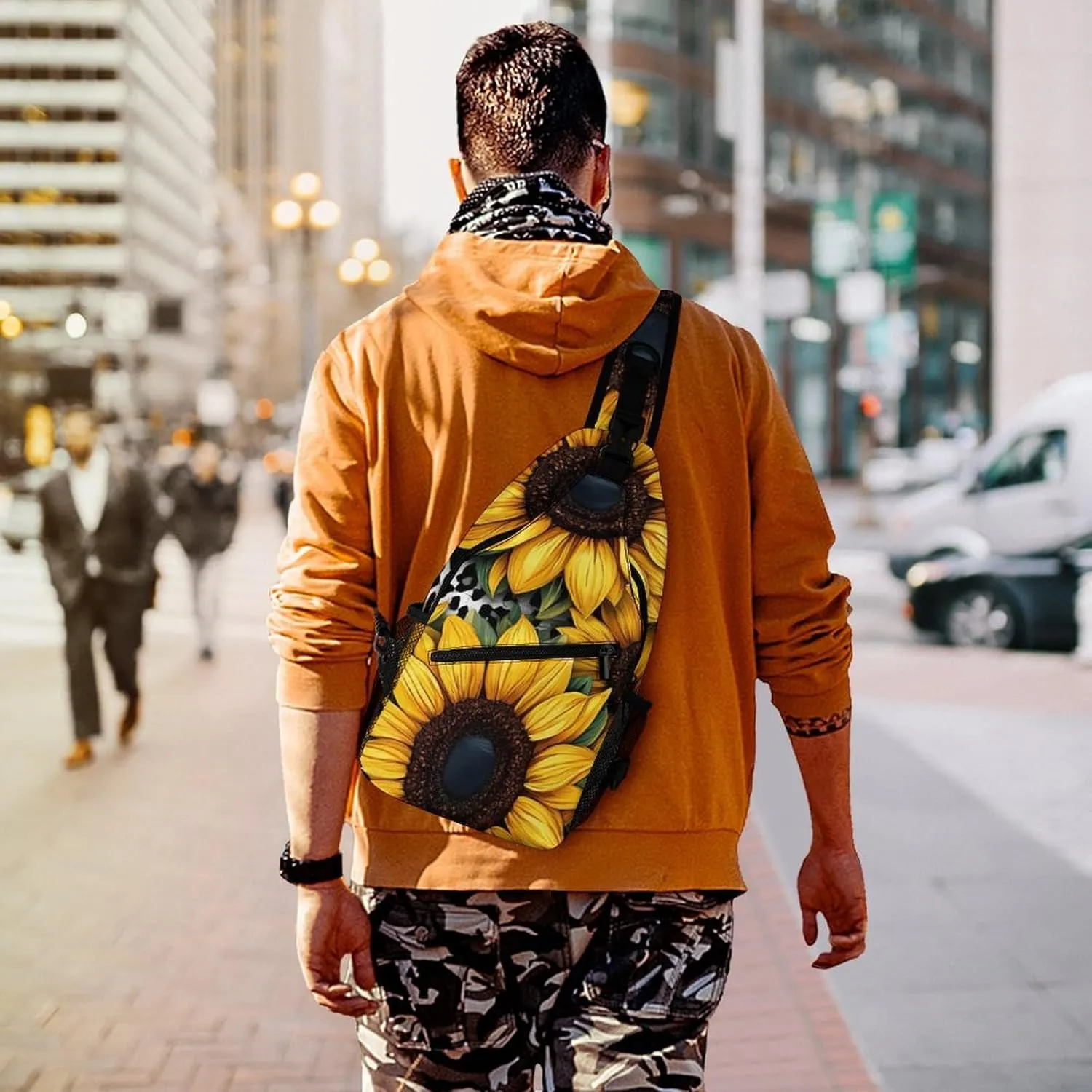Fashion Sling Bag, 80S Vintage Cow Print Sunflowers Chest Pack Crossbody Bags, Tool Backpack, Gym Bags Sack Daypack Outdoor Backpack for Man Women Lady