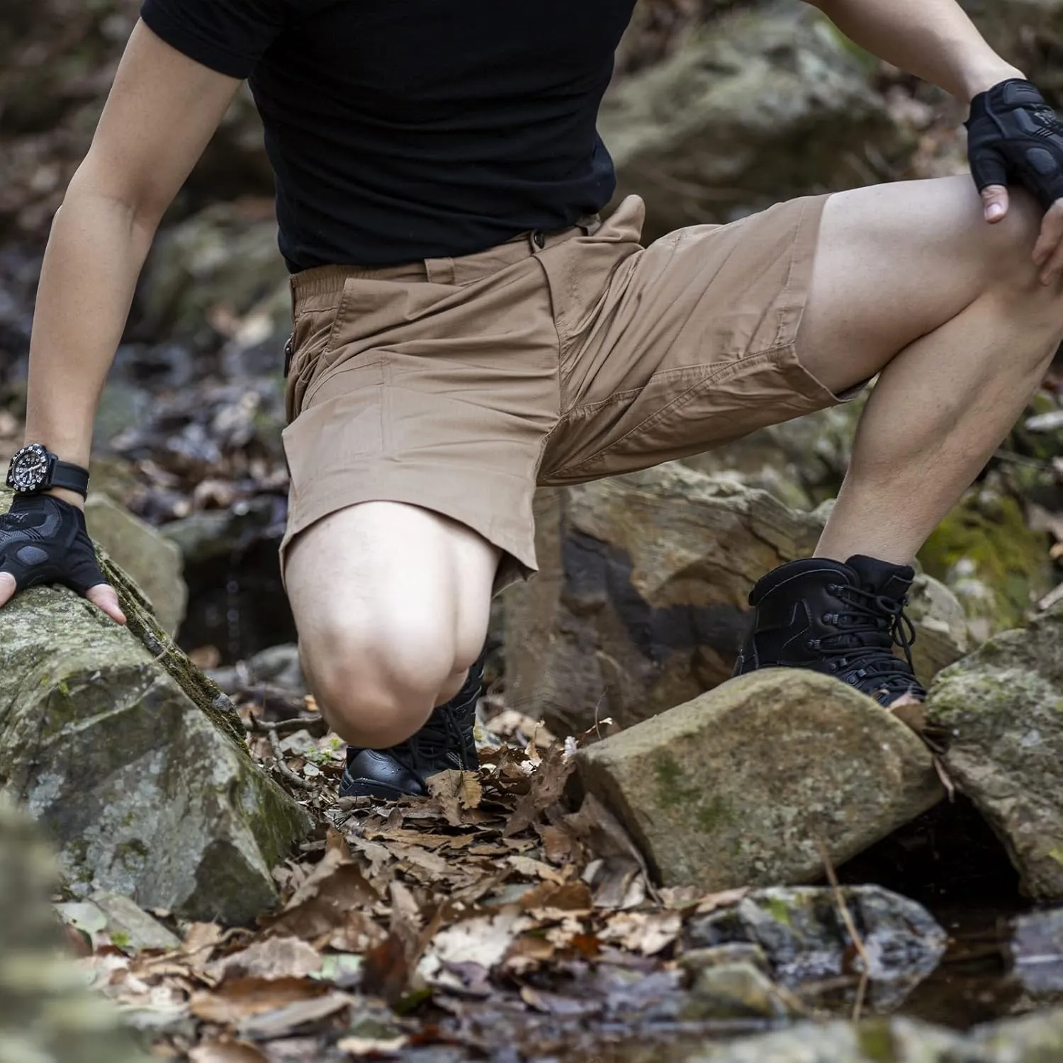 FREE SOLDIER Men's Water Resistant Tactical Hiking Shorts Relaxed Fit Work Cargo Shorts