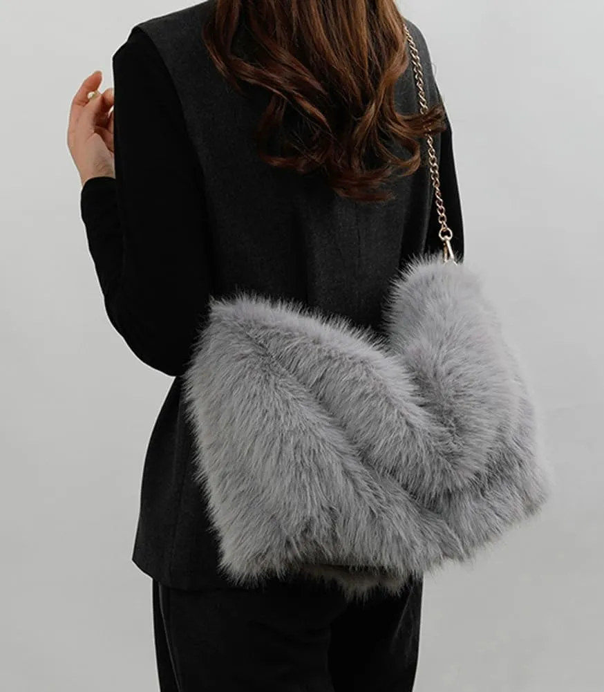 Furry Shoulder Bag Purse for Women Y2K Fluffy Faux Fur Tote Purse Large Handbag Top Handle Satchels with Chain