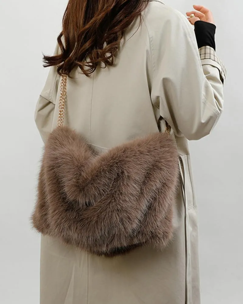 Furry Shoulder Bag Purse for Women Y2K Fluffy Faux Fur Tote Purse Large Handbag Top Handle Satchels with Chain