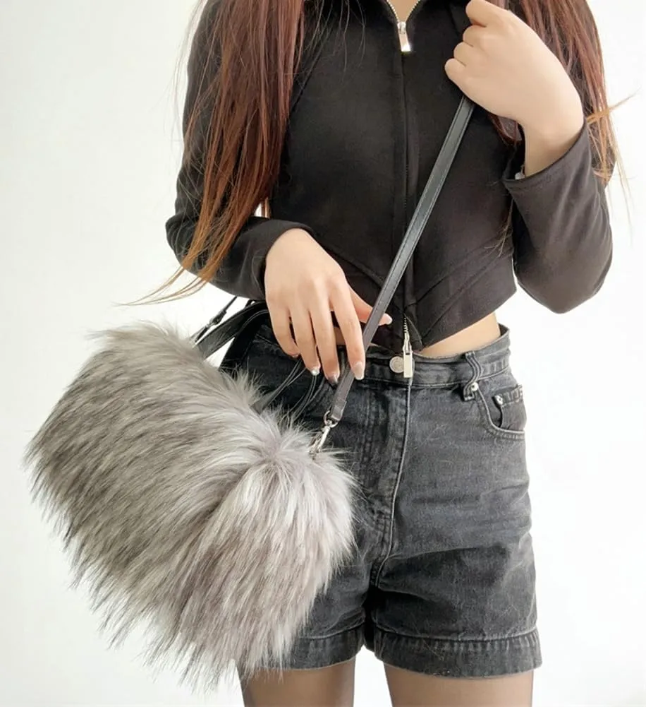 Furry Tote Bag for Women Faux Fur Shoulder Crossbody Bag Y2k Purse Fluffy Large Fuzzy Handbags Soft Top Handle Satchels