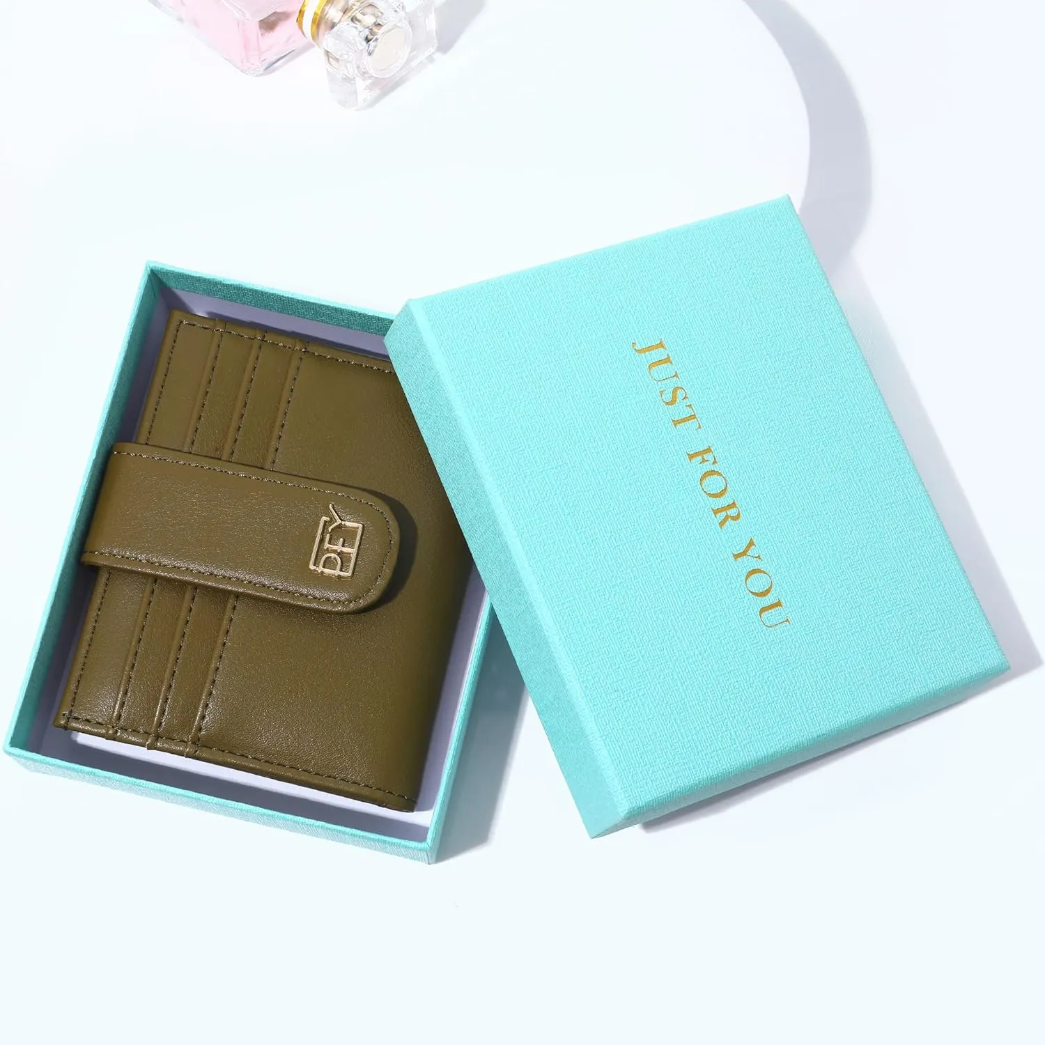 GEEAD Small Wallets for Women Slim Bifold Credit Card Holder Minimalist Zipper Coin Pocket (Army Green)