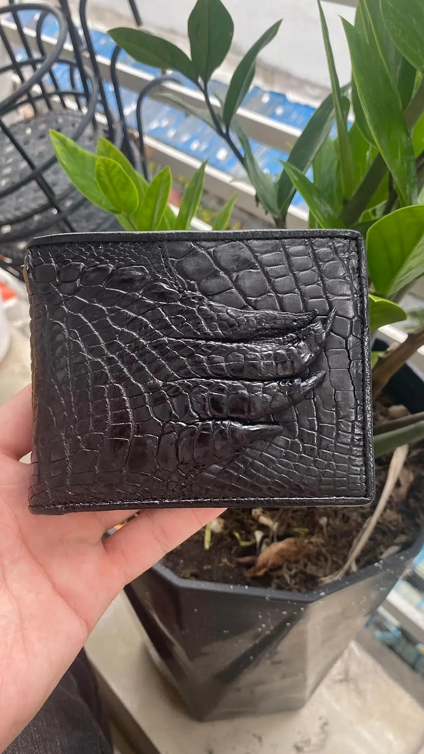 Genuine leather wallets men Alligator Wallet Men alligator Skin Wallets for Mens men wallet alligator mens alligator wallets (Black Nail Leather)