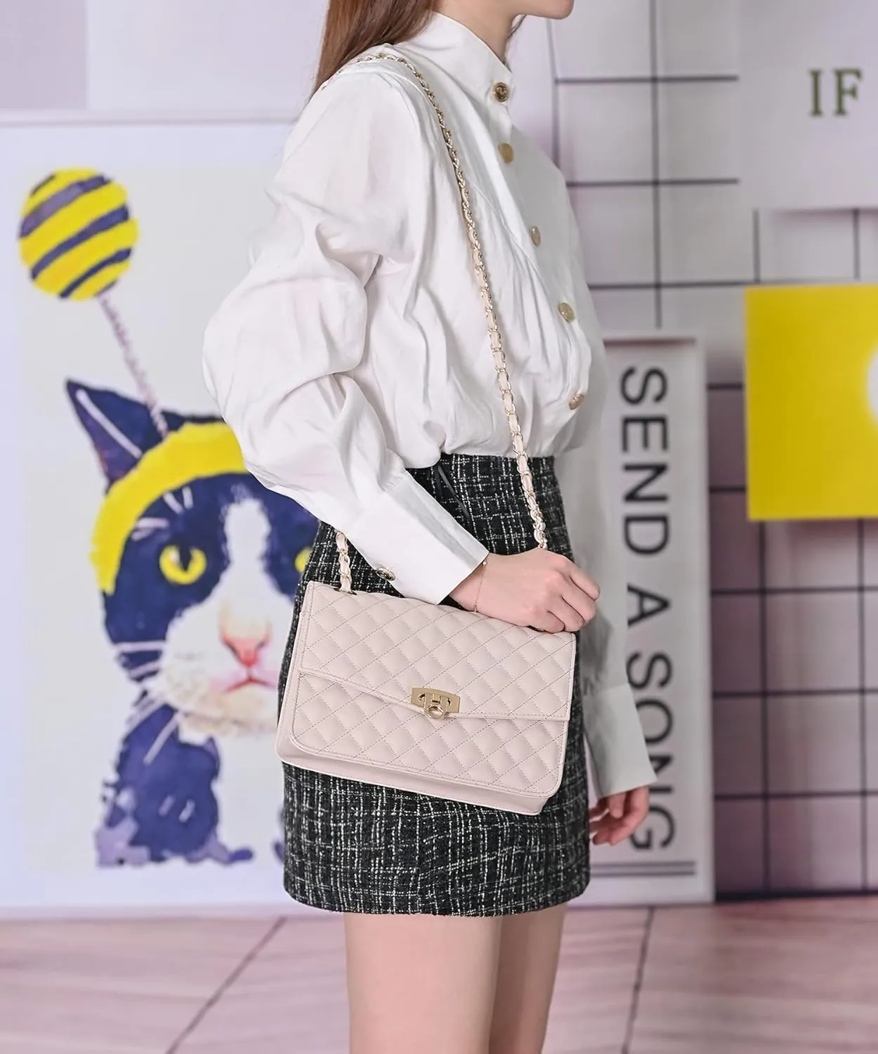 GM LIKKIE Quilted Shoulder Bag for Women, Medium Flap Crossbody Handbag with Chain Strap, Soft Vegan Leather Clutch Purse
