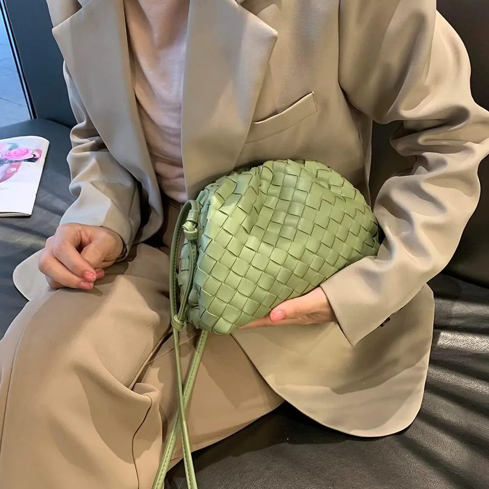 Huralona Dressy Pleated Vegan Leather Clutch Purse Super Soft Cloud Dumpling Clutch Bag for Women PU Evening Purse Handbag