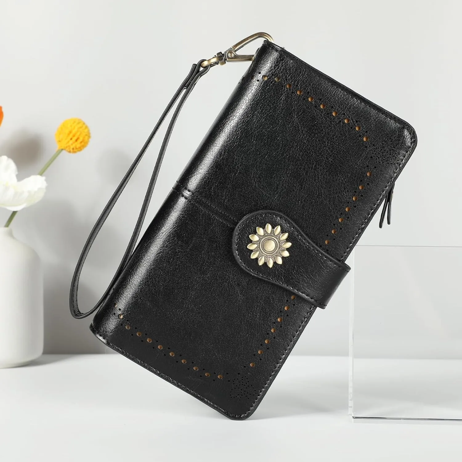 Lavemi Womens Large Capacity Genuine Leather RFID Blocking Wallets Wristlet Clutch Card Holder