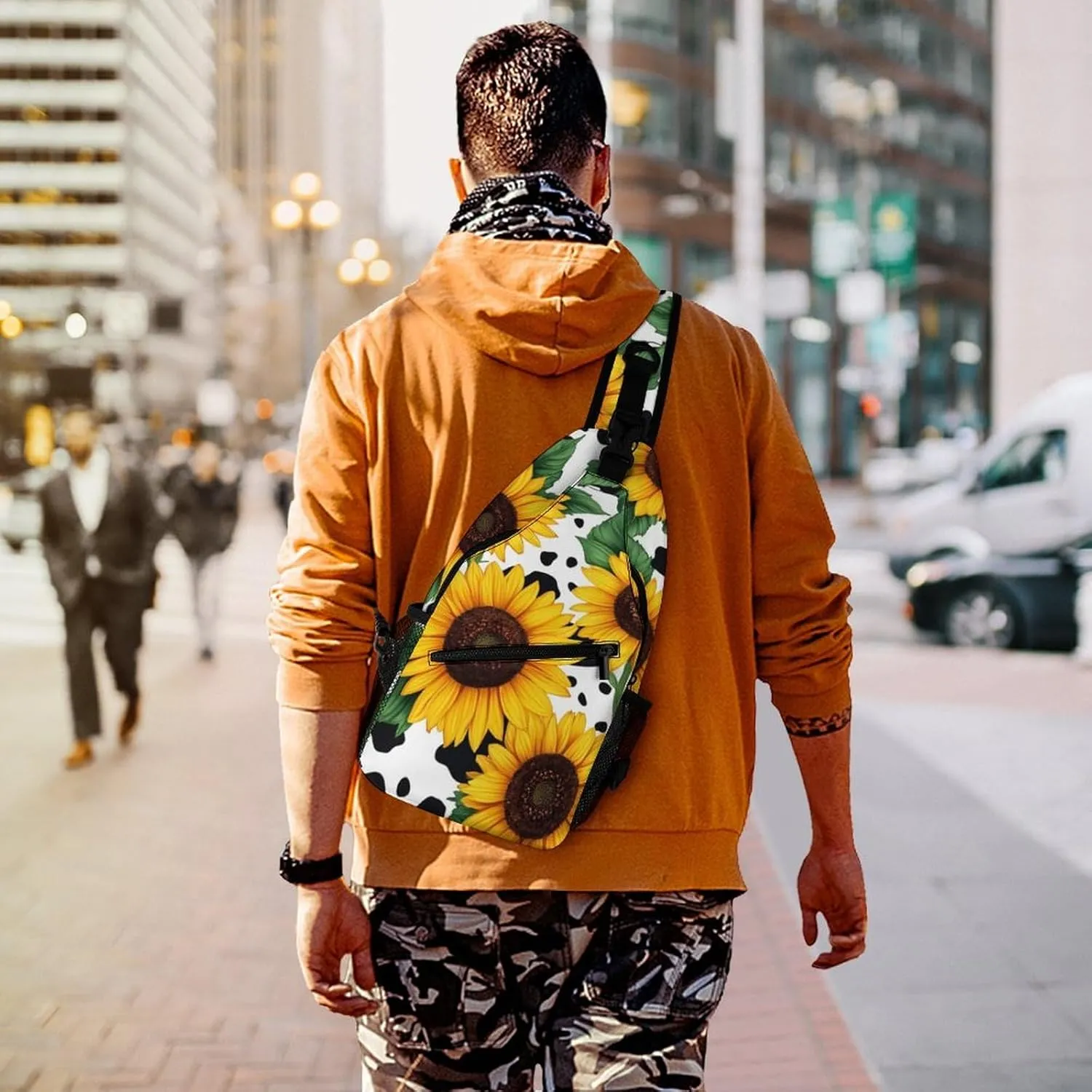Men Women Sling Shoulder Backpack Packable Handy Chest Day Bag - 80S Vintage Sunflower Cow Print Multipurpose Anti-Theft Daypack Tactical Satchel With Adjustable Shoulder Strap