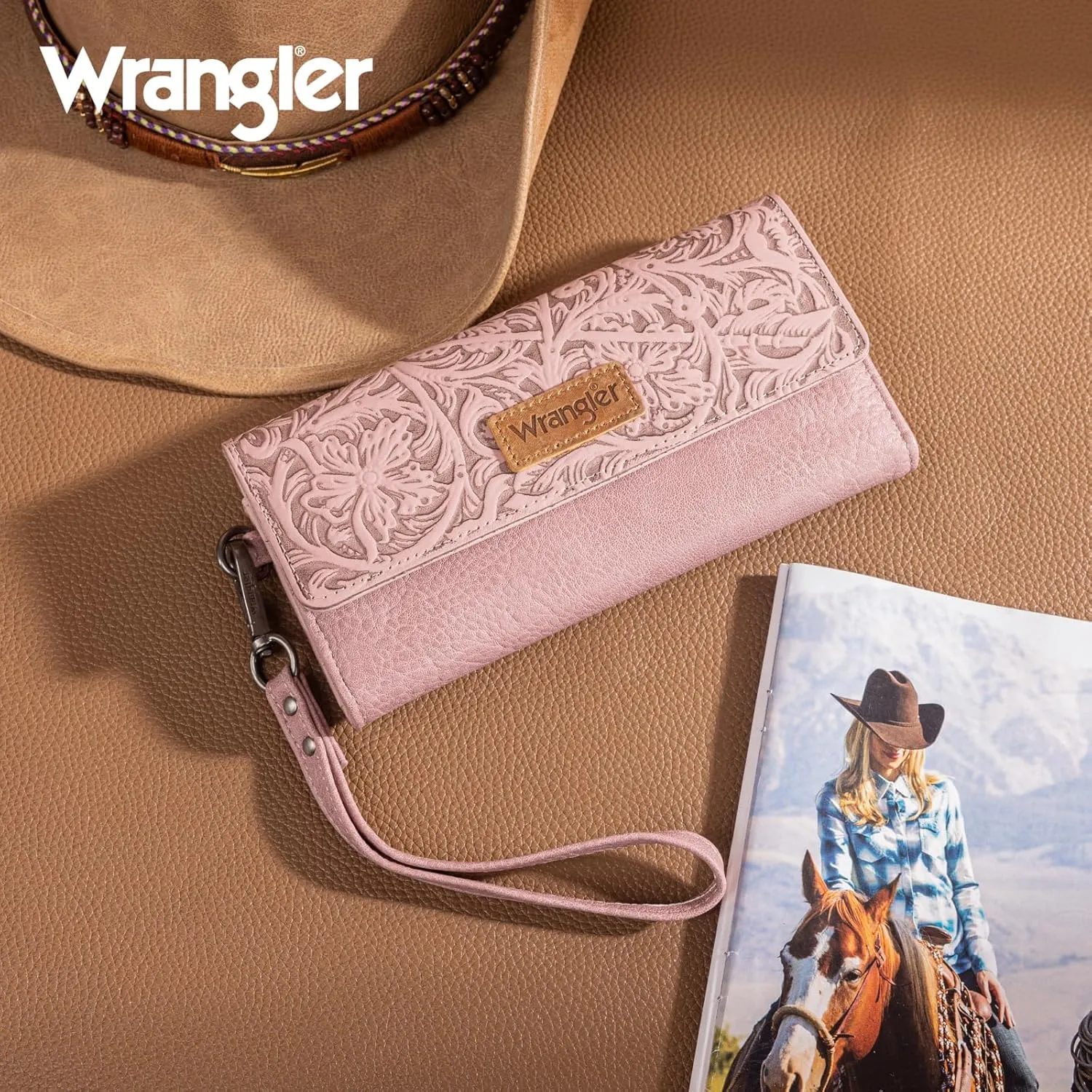 Montana West X Wrangler Western Wallets for Women Trifold Wristlet Wallets Large Capacity Women Clutch Wallet with Coin Purse