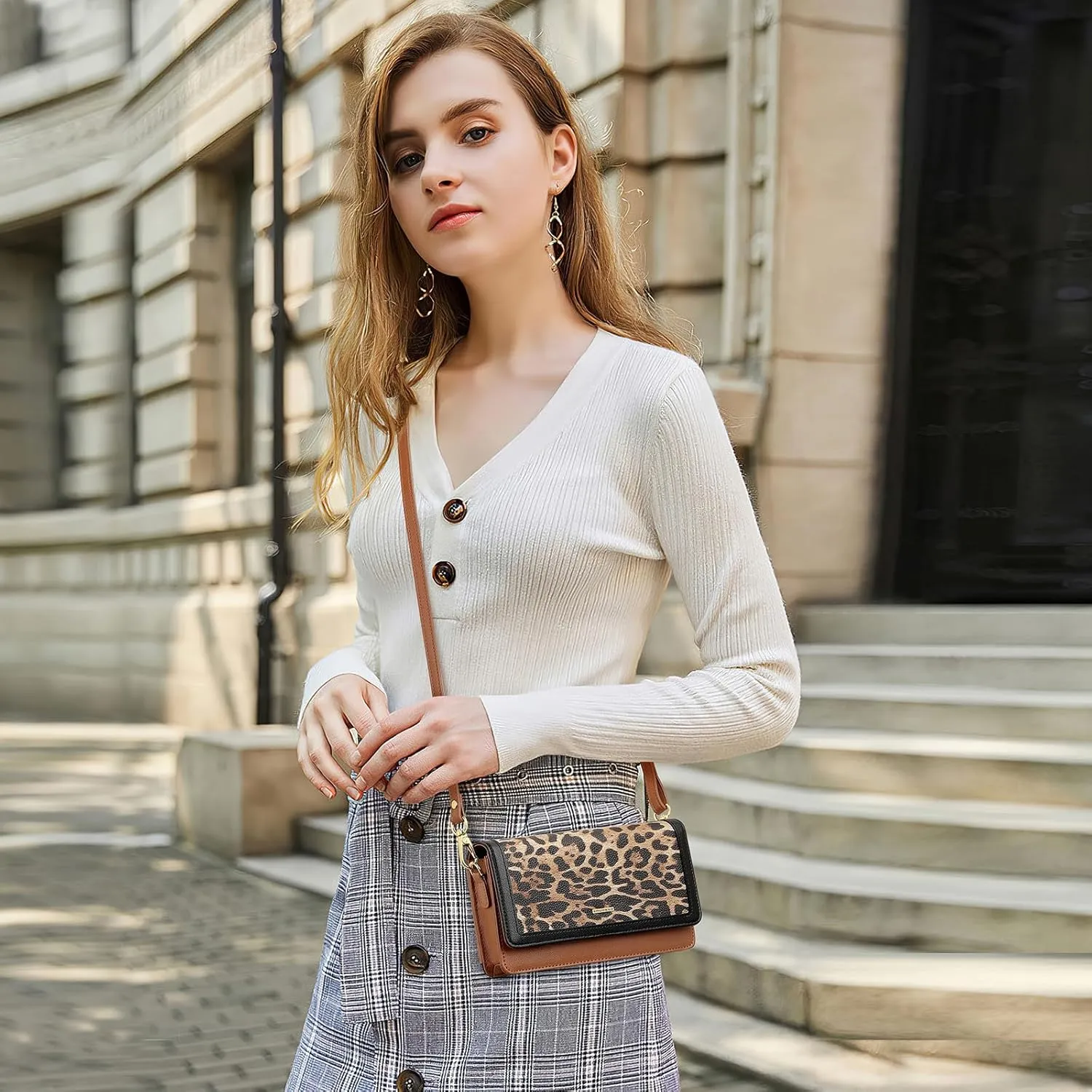 nuoku Crossbody Bag for Women Cellphone Little Purse with Credit Card Slots Lightweight Leather Wristlet Wallet