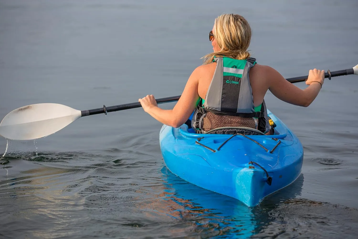Onyx MoveVent Dynamic USCGA Kayak & Paddle Sports Life Vest