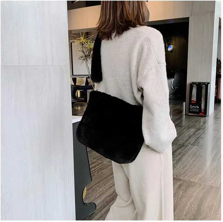 Plush Underarm Bag Ladies Faux Fur Fluffy Crossbody Shoulder Bag Women Soft Furry Tote Handbag for Autumn and Winter