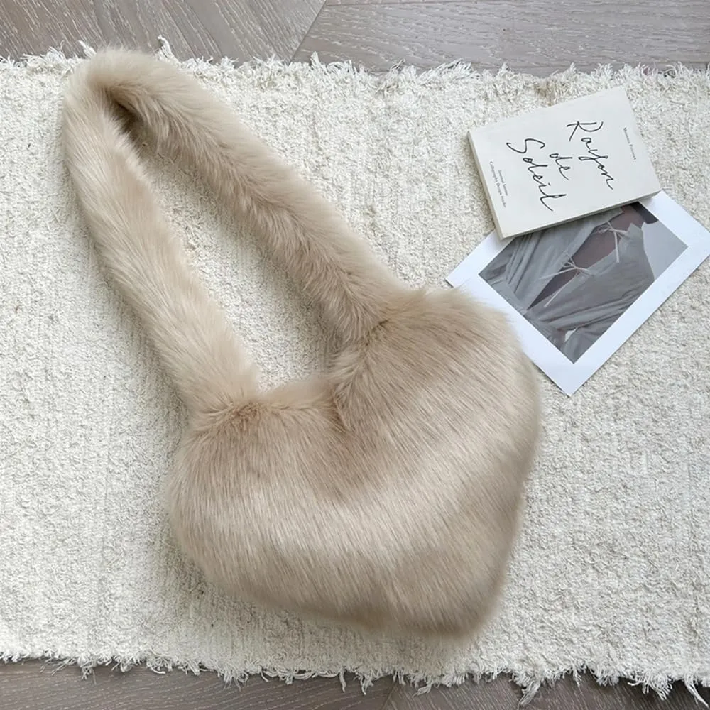 Rejolly Heart Shaped Furry Purse for Women Large Soft Shoulder Bag Fluffy Faux Fur Trendy Y2K Girls Handbag