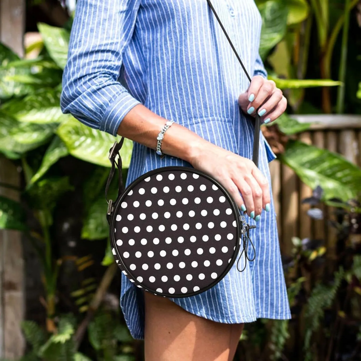 Round Crossbody Bag Small Circle Purse Zip Handbag for Women