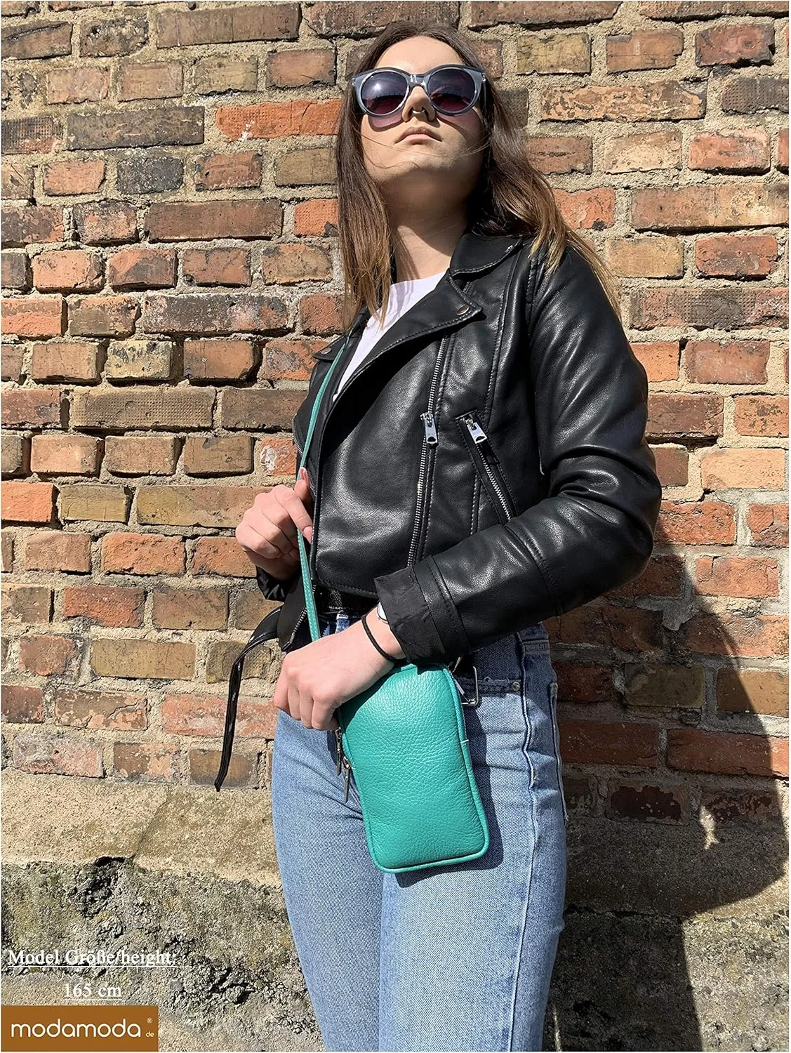 T197 - Italian leather shoulder bag mobile phone bag small