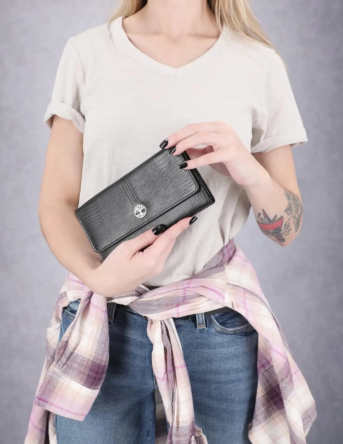 Timberland Leather RFID Flap Wallet Clutch Organizer, Black (Exotic)
