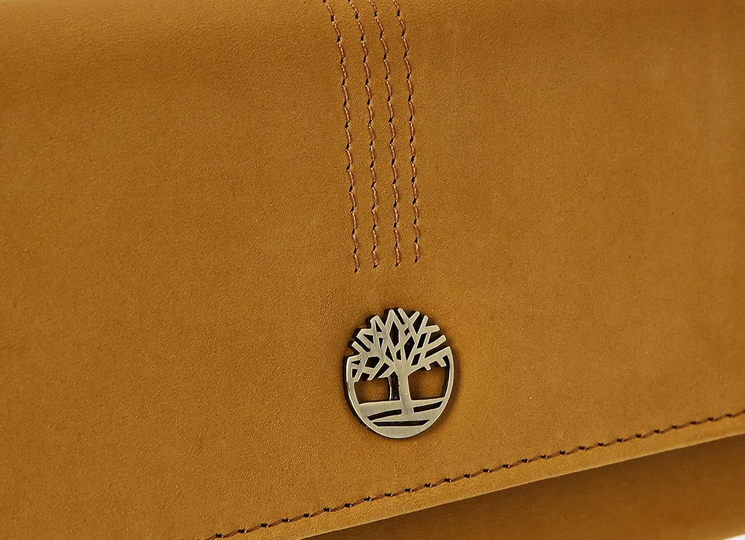 Timberland Women's Leather RFID Flap Wallet Clutch Organizer, Wheat (Nubuck), One Size