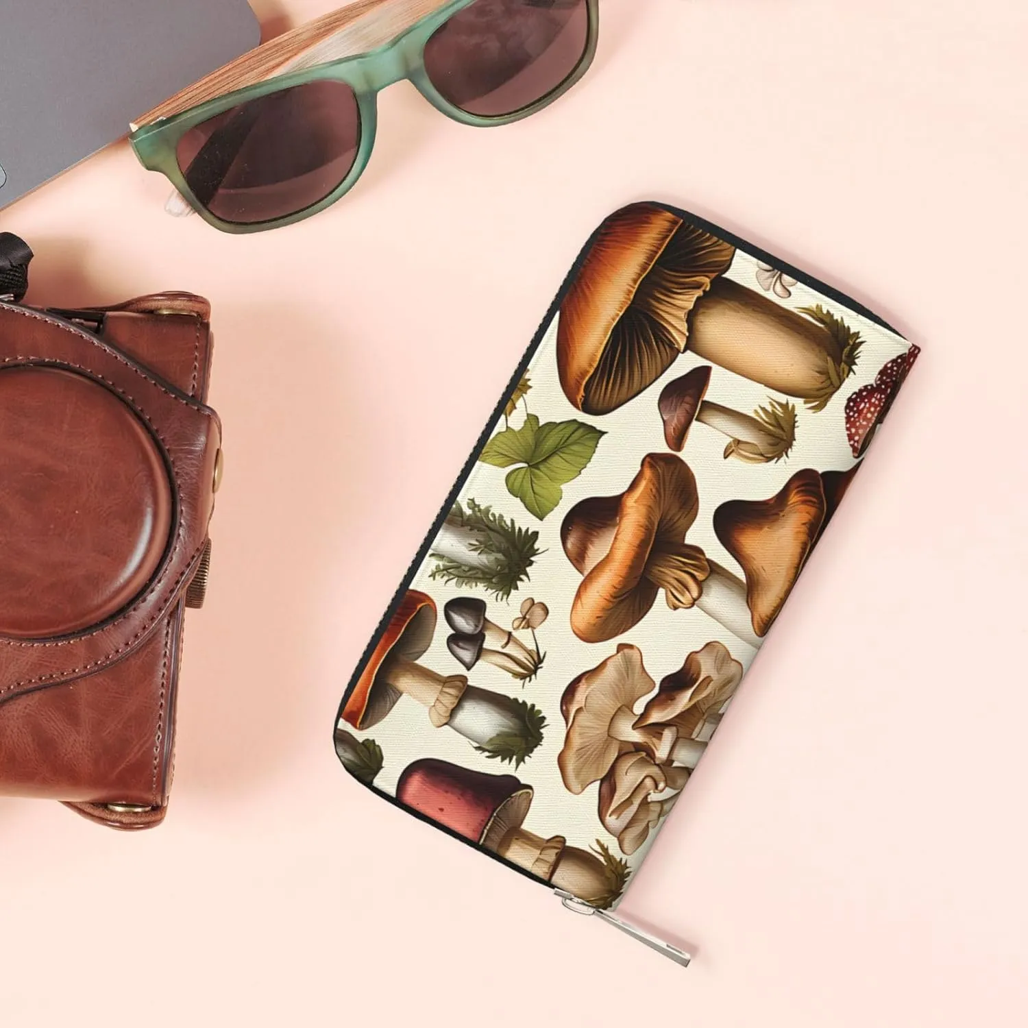 Vintage Wild Mushrooms Wallets PU Leather Wallet For Women Men Zipper Credit Card Purse Long Clutch Purse