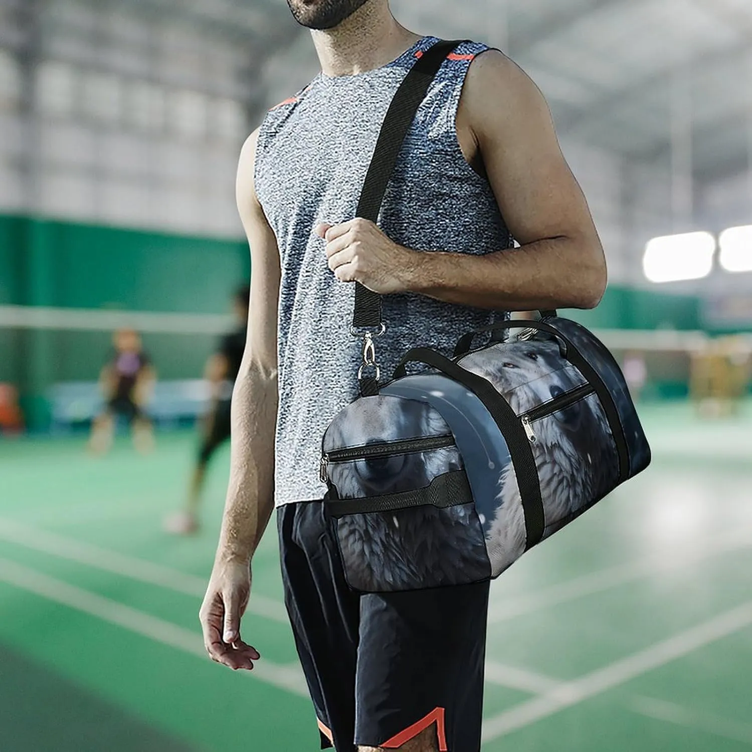 Wolf Sitting in The Snow Sports Gym Bag Carry on Holdalls for Men Small Duffel Bags for Women with Shoe Compartment
